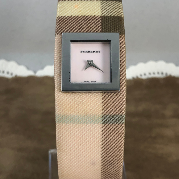 Burberry Signature Collection Wrist Watch Bracelet